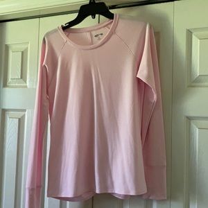 Cute, pickaboo lower back, long sleeve top